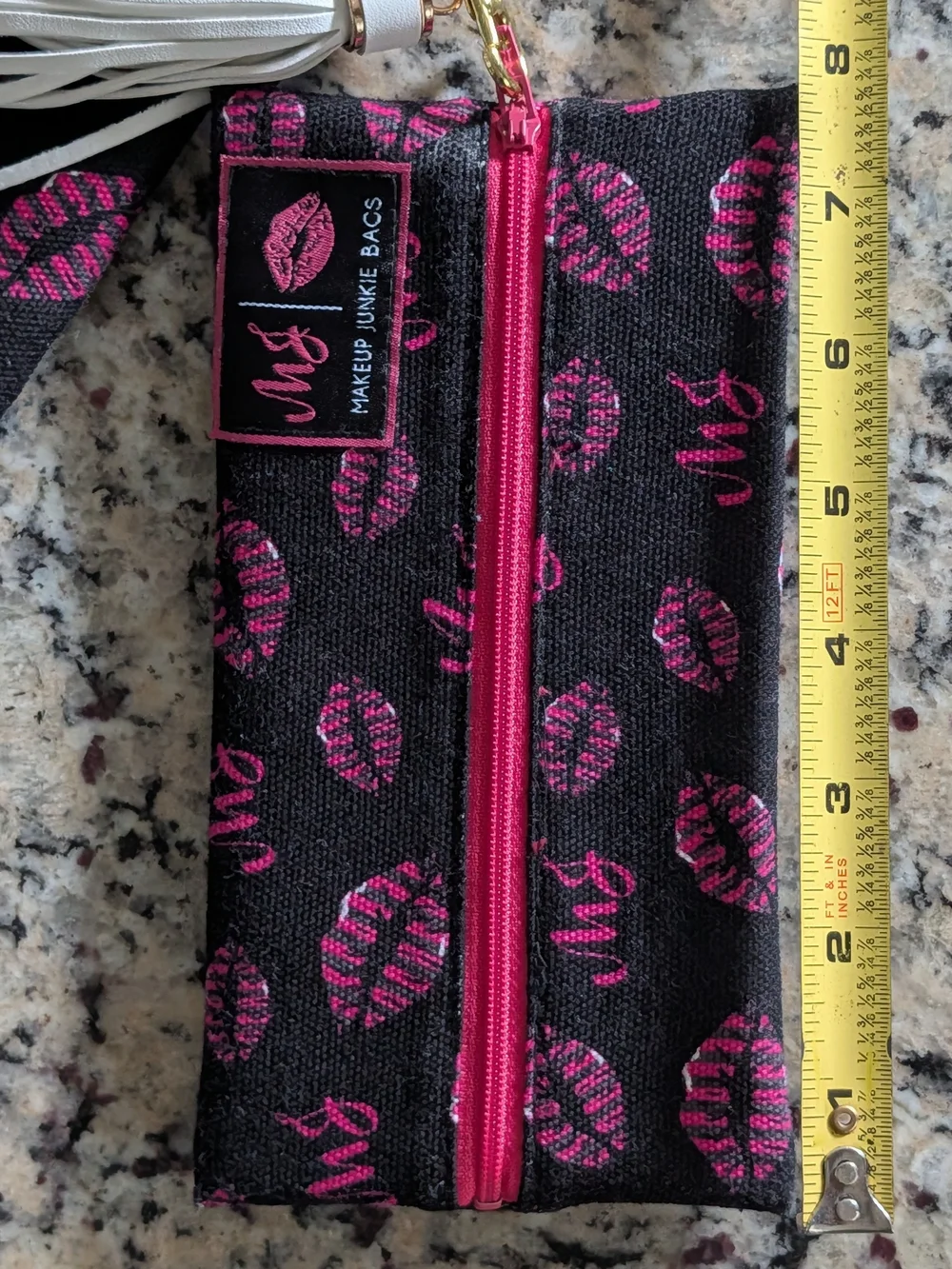 NWT'S Makeup Junkie Bags~Kiss Print Set~Mini & Large Flat Lay